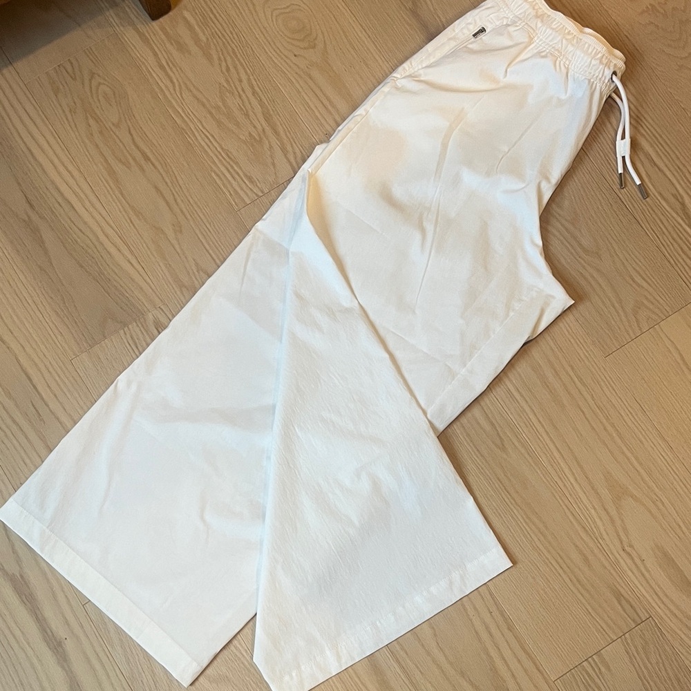 Athleta Midday Mid Rise Crop Pant